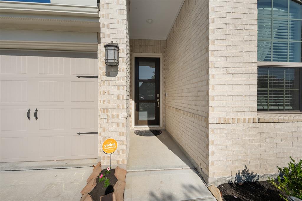 4607 Primrose Valley Lane, Fulshear, Texas image 2