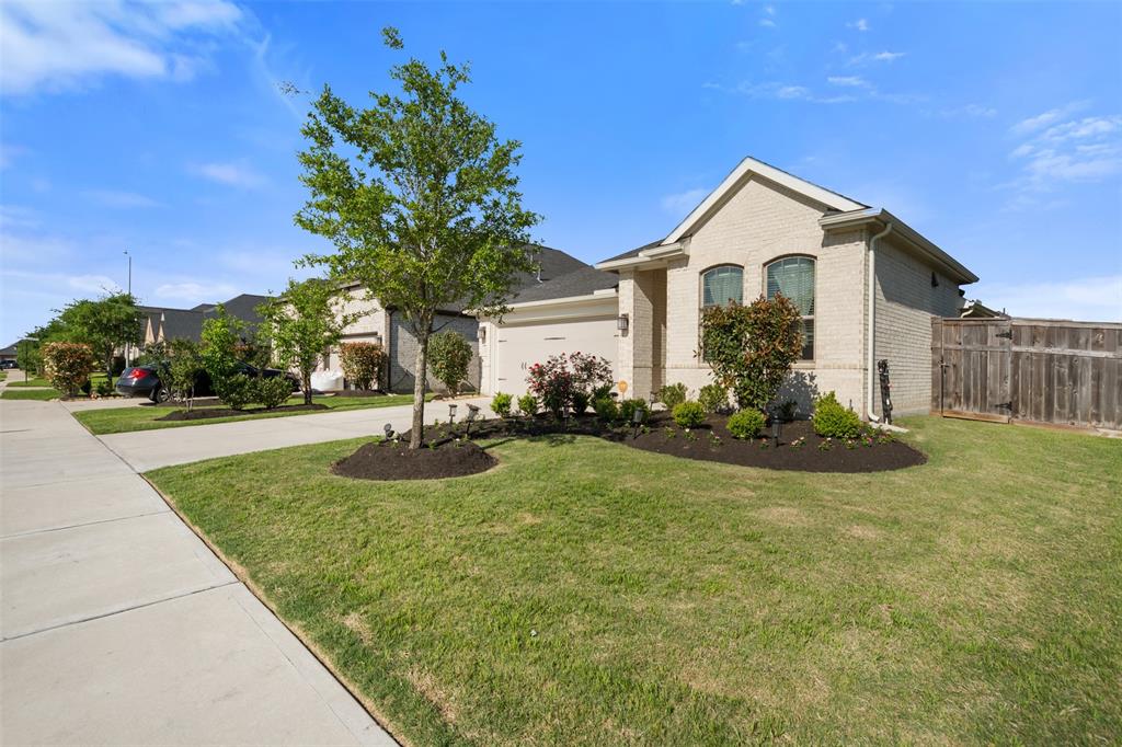 4607 Primrose Valley Lane, Fulshear, Texas image 33