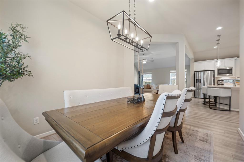 4607 Primrose Valley Lane, Fulshear, Texas image 9