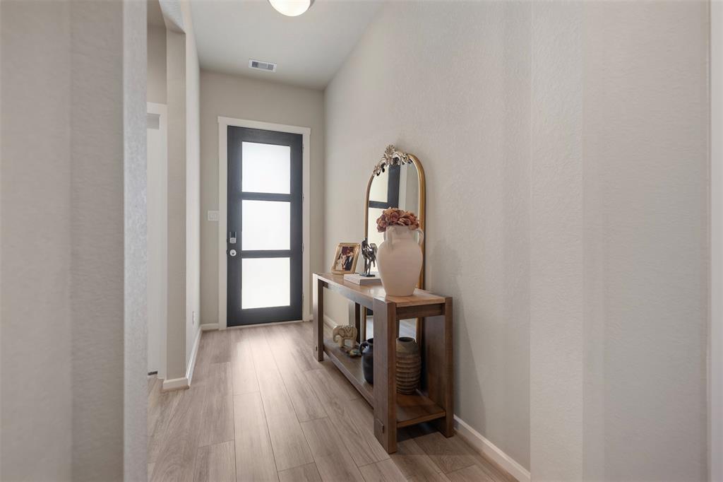 4607 Primrose Valley Lane, Fulshear, Texas image 3