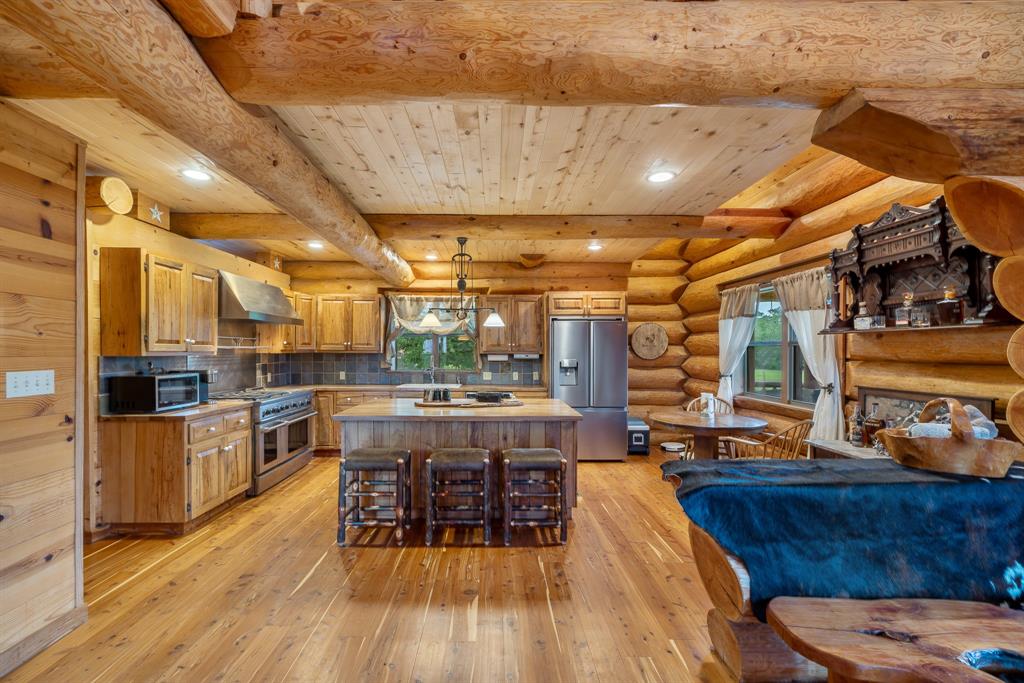 200 Fayetteville Farms, Fayetteville, Texas image 3