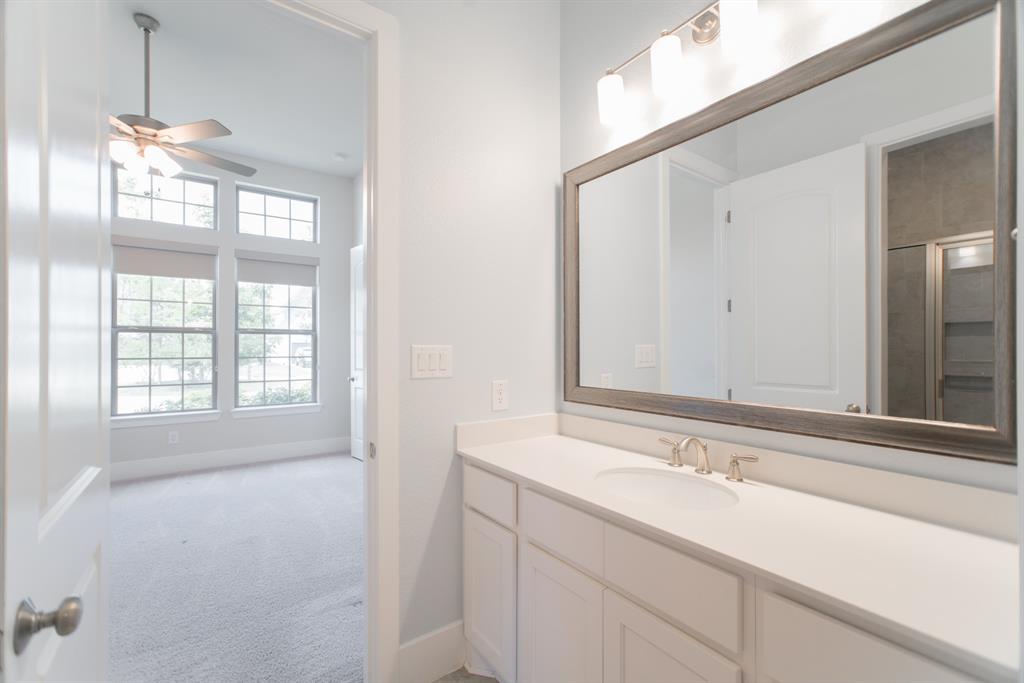 49 Cassena Grove Place, Tomball, Texas image 34