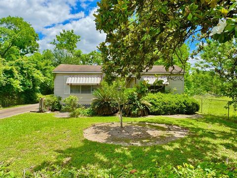 5302 Lavender Street Houston TX 77026