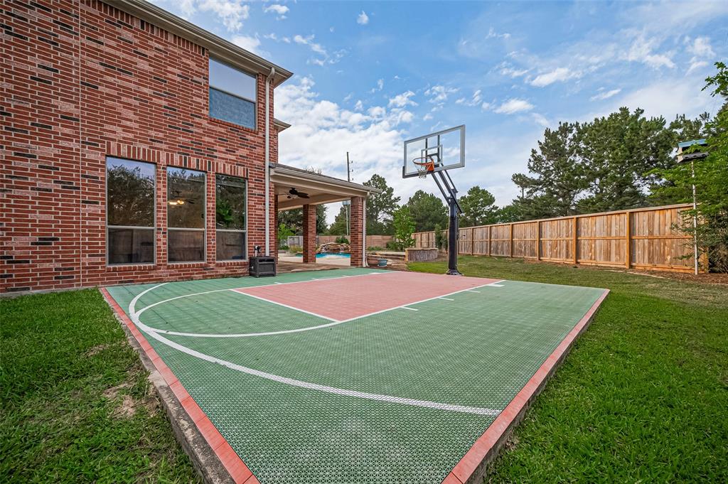 5003 Crystal Wind Lane, Katy, Texas image 2