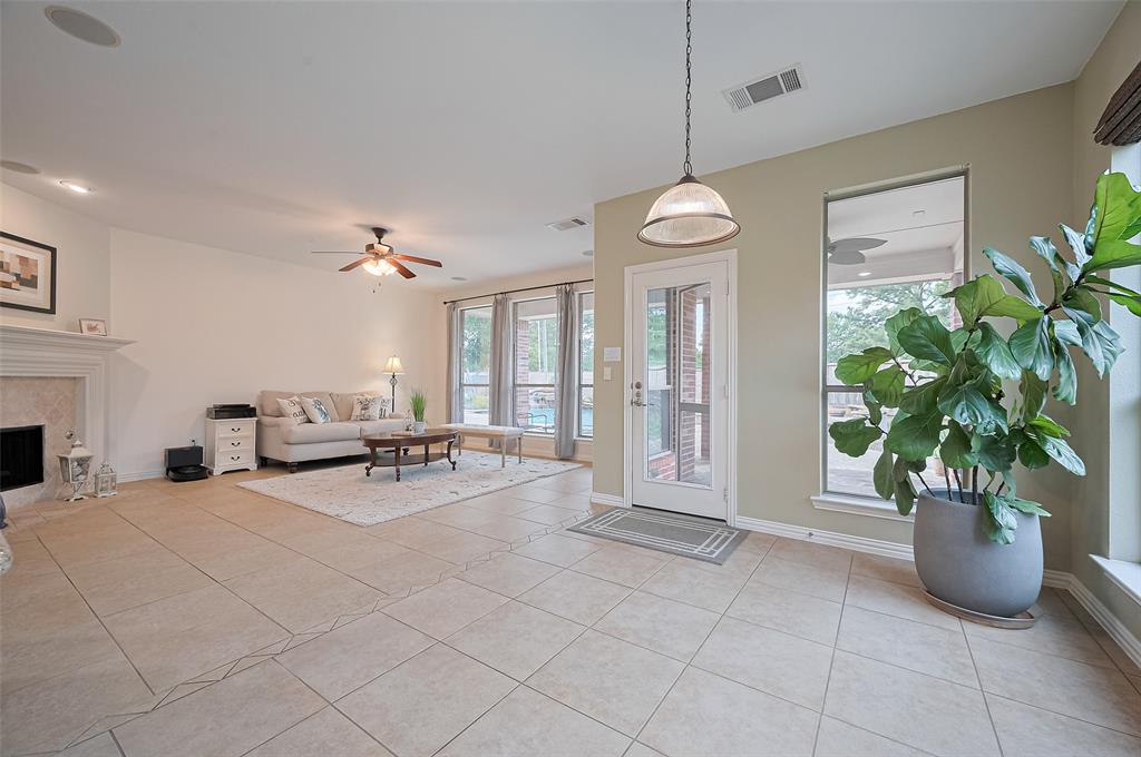 5003 Crystal Wind Lane, Katy, Texas image 7