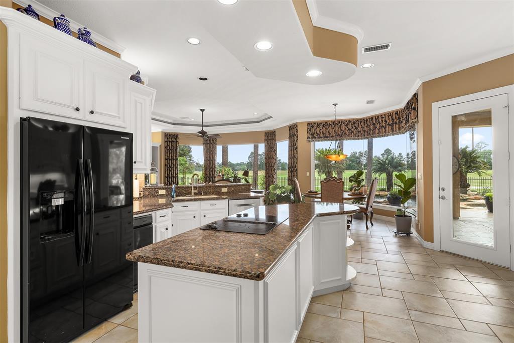 6115 Windrose Hollow Lane, Spring, Texas image 14