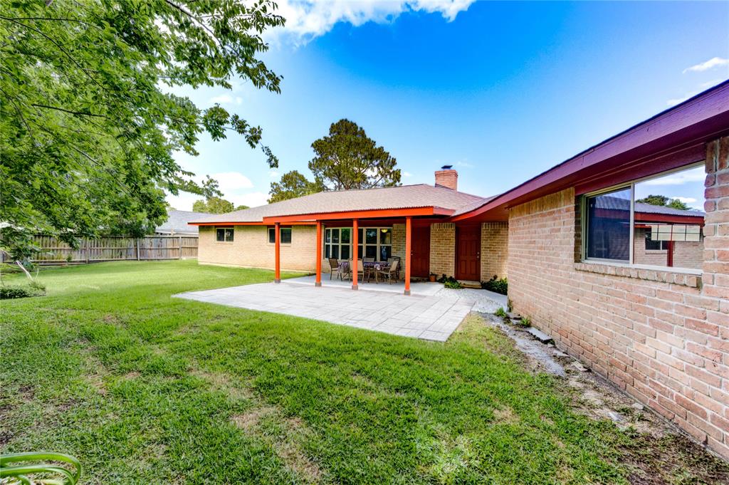 4430 Peridot Lane, Friendswood, Texas image 47