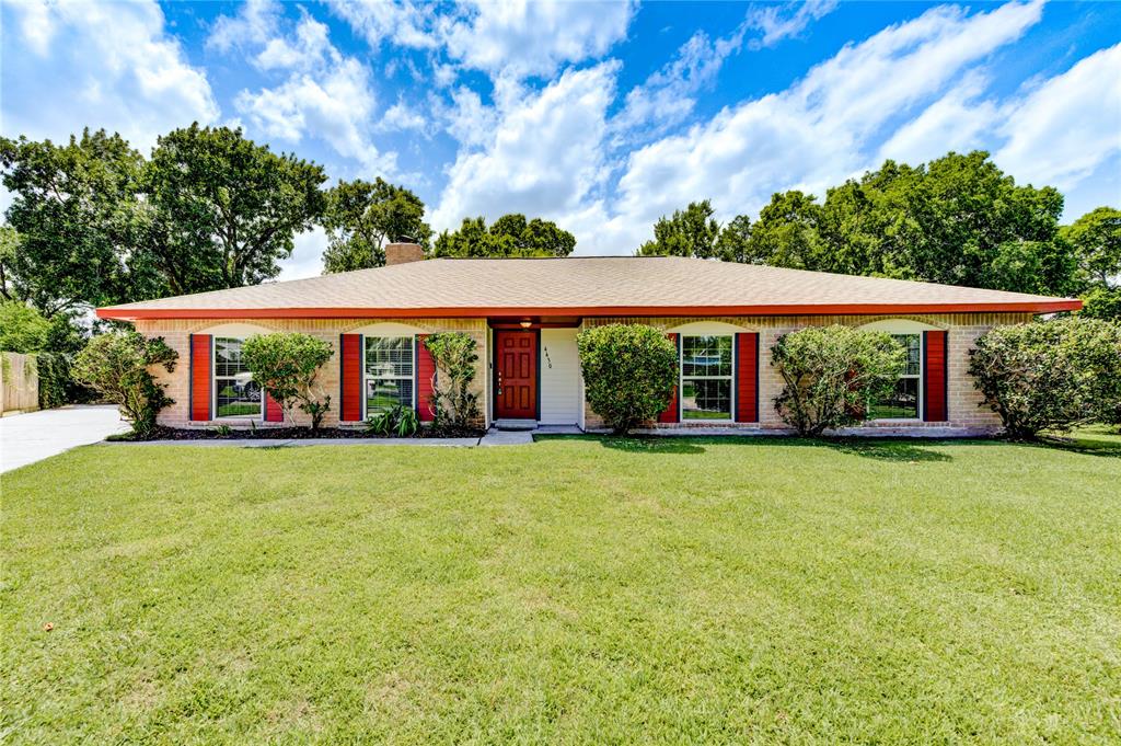 4430 Peridot Lane, Friendswood, Texas image 1