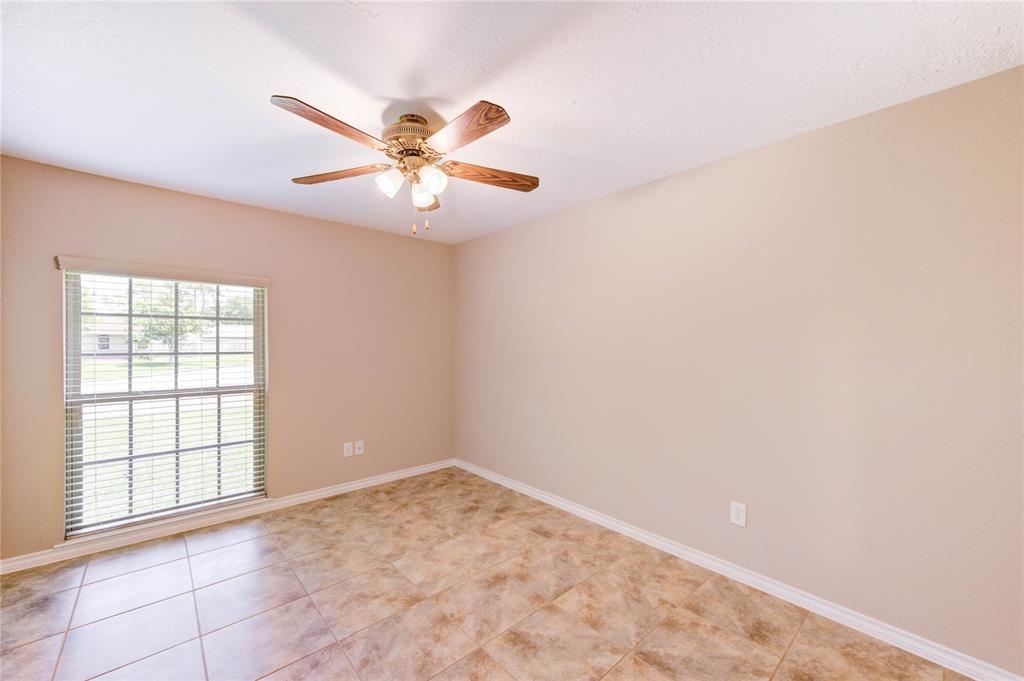 4430 Peridot Lane, Friendswood, Texas image 39