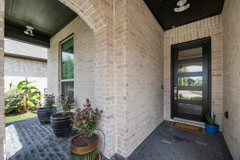 property-search 3 4818 Nodding Thistle Trail
