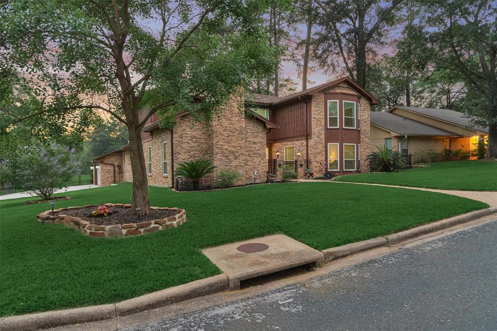 660 Hillcrest Drive, Huntsville, Texas image 6
