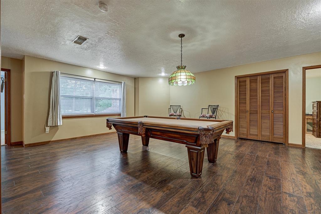 660 Hillcrest Drive, Huntsville, Texas image 32