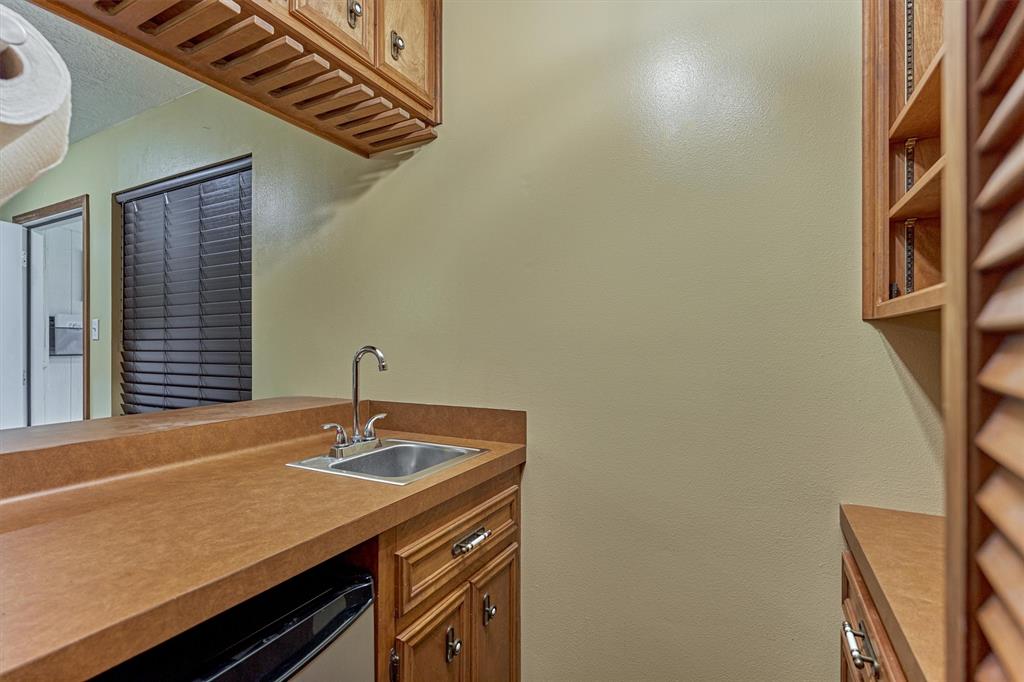660 Hillcrest Drive, Huntsville, Texas image 34