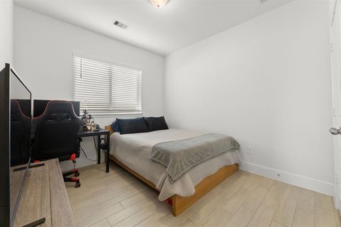 listing image 38