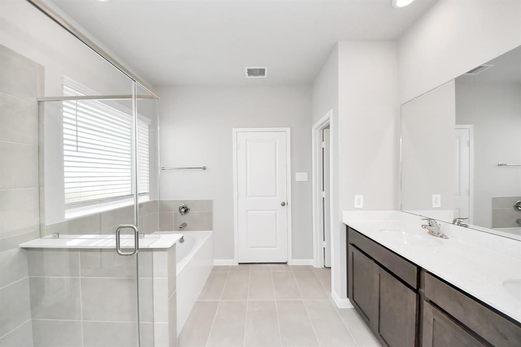 27015 Golden Lagos Drive, Katy, Texas image 29