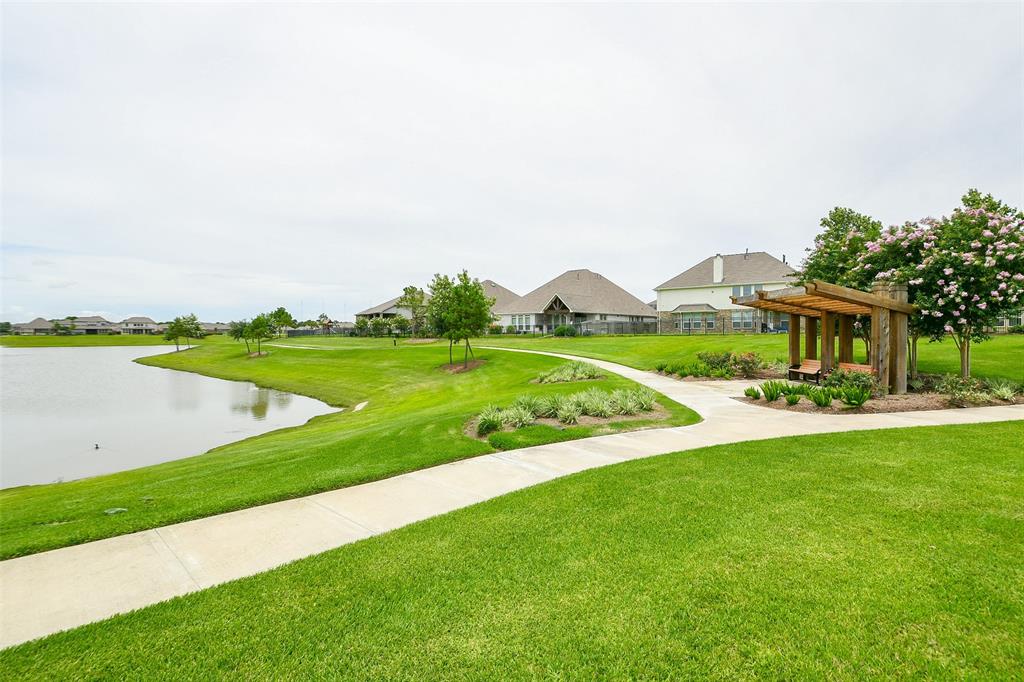 Rosharon, Texas 77583, United States, 4 Bedrooms Bedrooms, ,4 BathroomsBathrooms,Residential,Active,169158