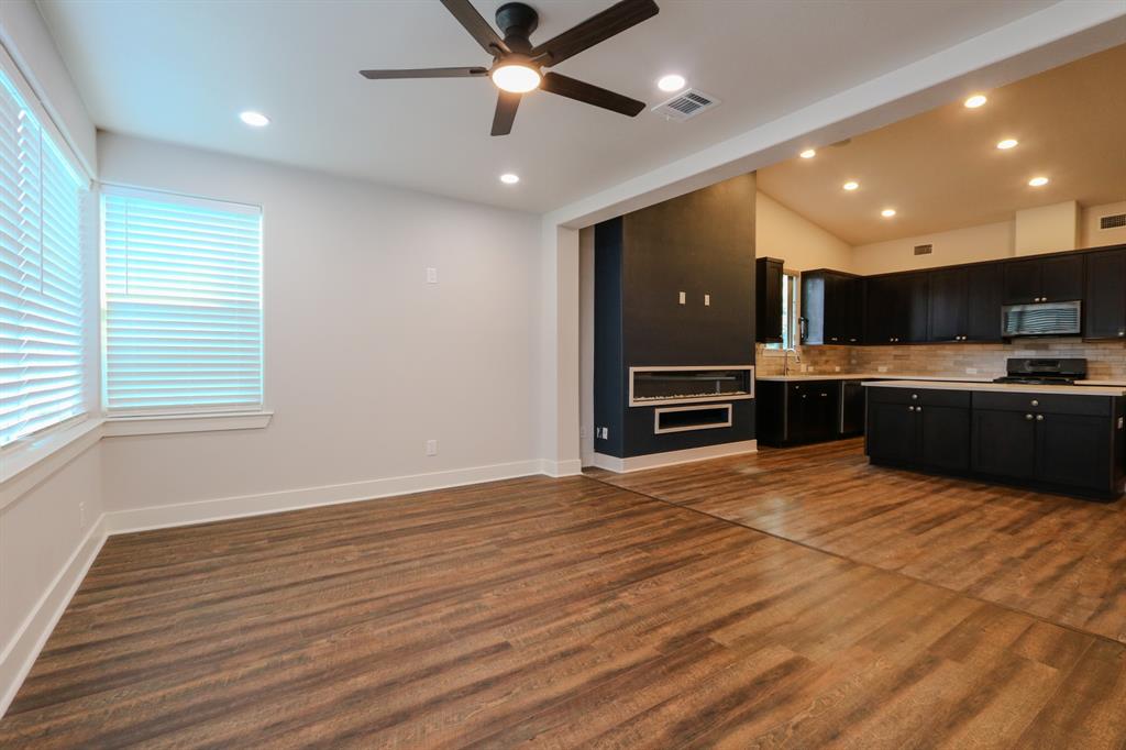 13257 Bridgeview Lane