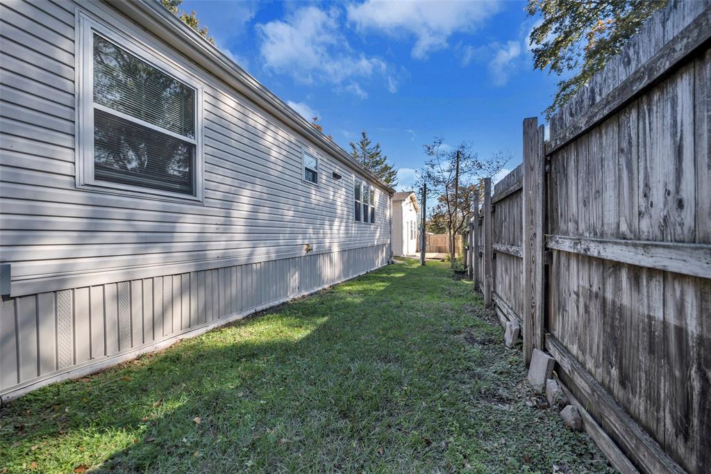 347 Mesquite, Livingston, Texas image 40