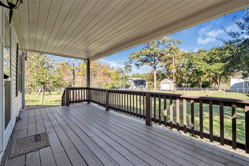 347 Mesquite, Livingston, Texas image 9