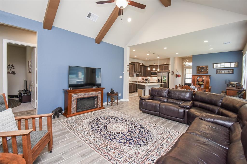 1914 Waters Branch Drive, Missouri City, Texas image 24