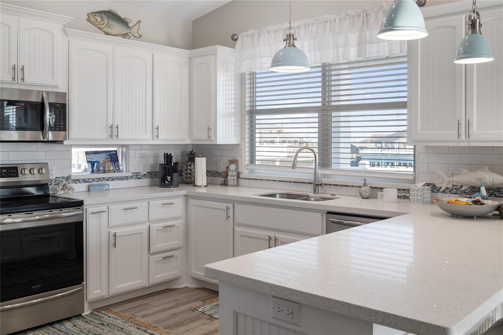 1286 Lagoon Drive
