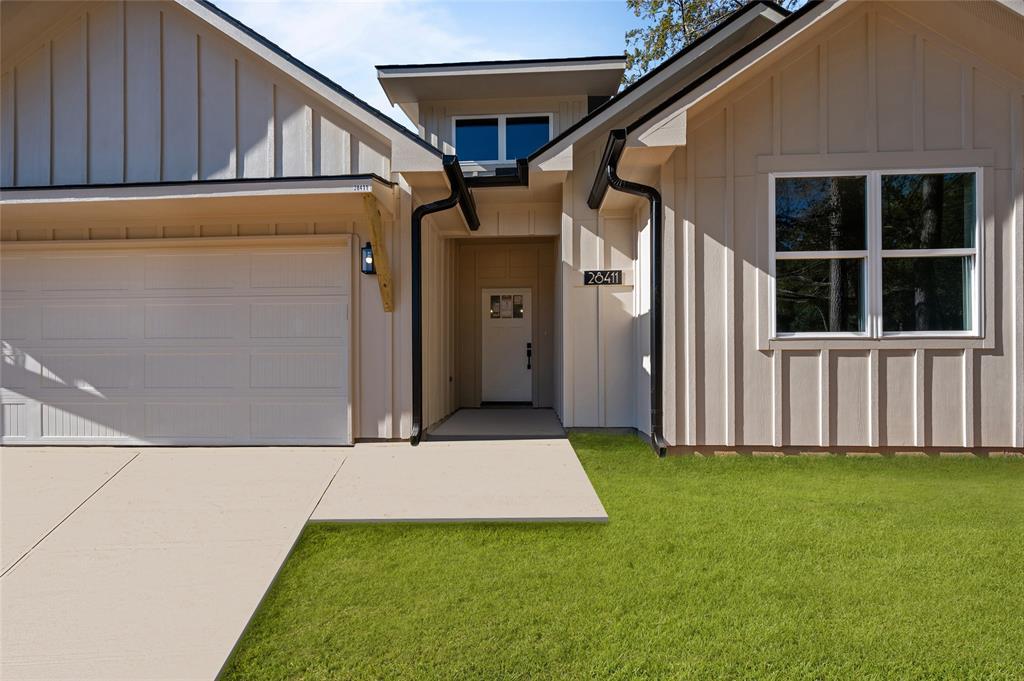 28411 Champion Oaks Drive, Magnolia, Texas image 4