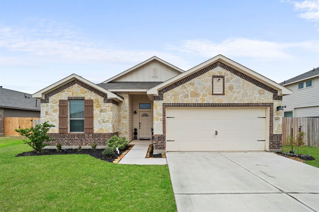 305 Morning Dove Trl Trl, Sealy, Texas image 1