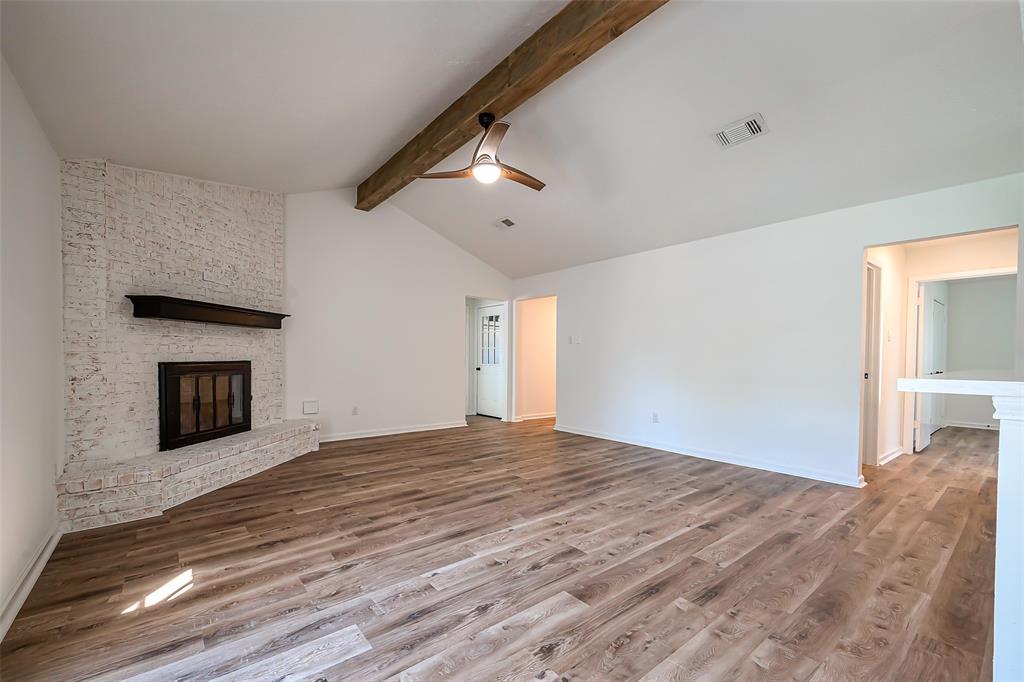 609 Heather Lane, Baytown, Texas image 8