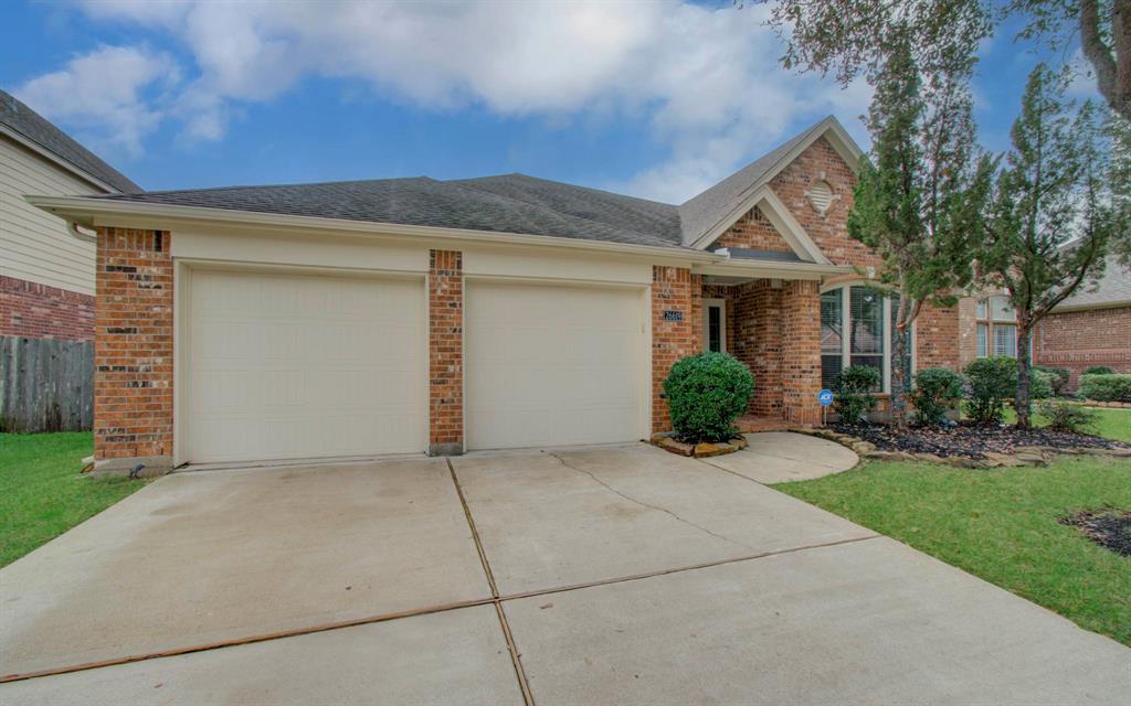 26619 Becker Pines Lane, Katy, Texas image 3