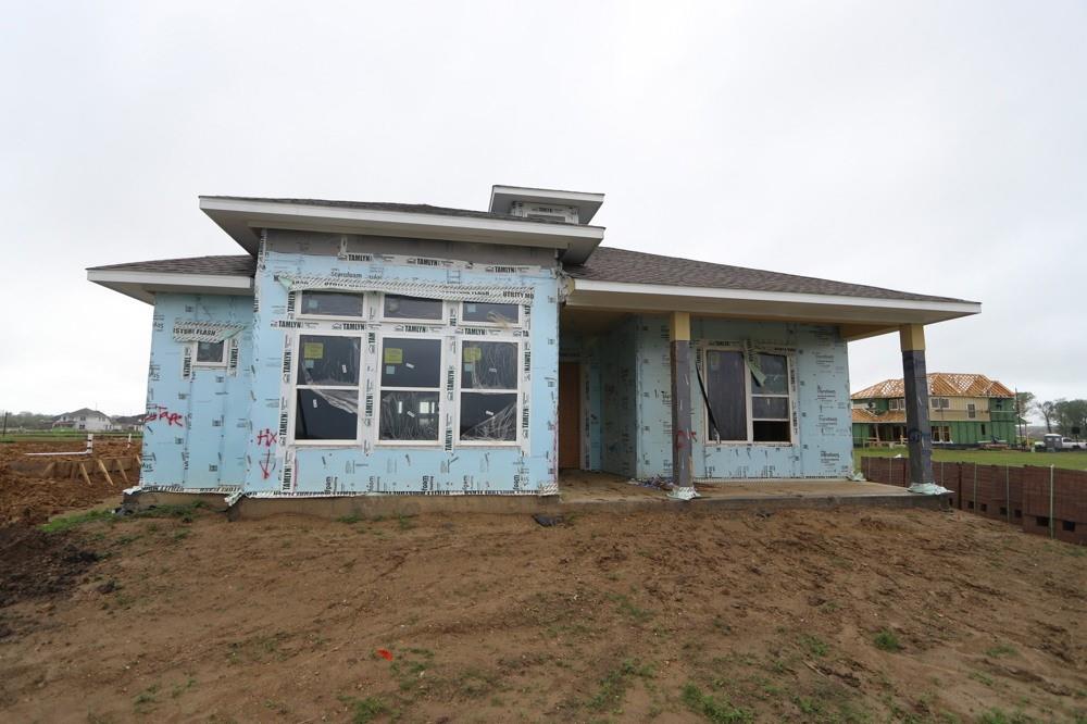 12131 Canal View Boulevard, Mont Belvieu, Texas image 5