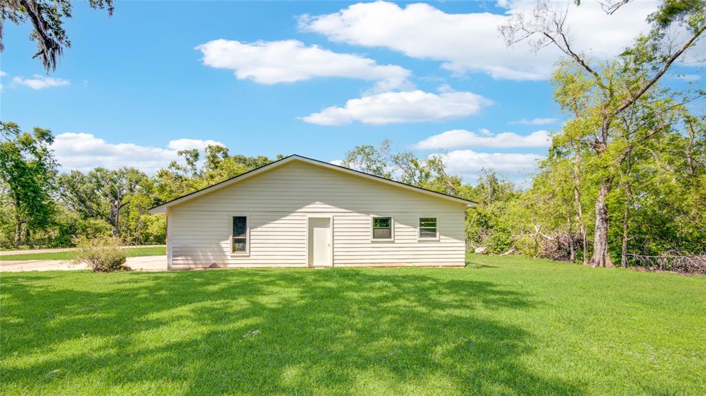 95 Robinhood Lane, Jones Creek, Texas image 37