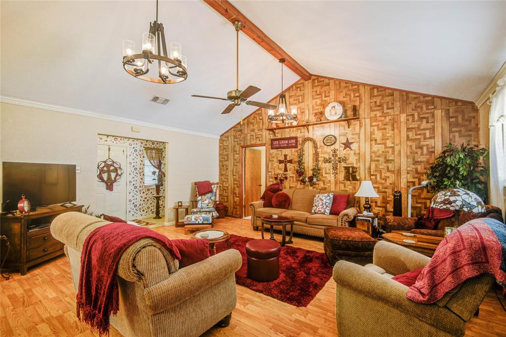 95 Robinhood Lane, Jones Creek, Texas image 9