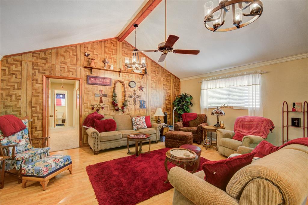 95 Robinhood Lane, Jones Creek, Texas image 8