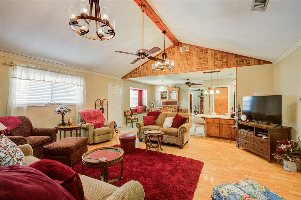 95 Robinhood Lane, Jones Creek, Texas image 10