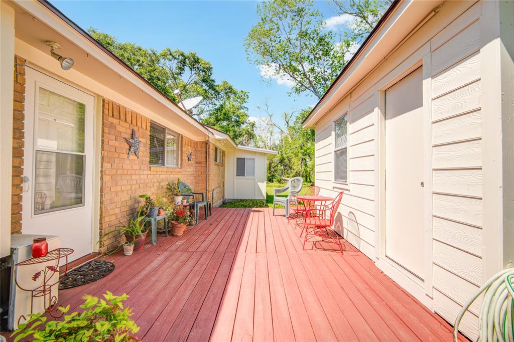 95 Robinhood Lane, Jones Creek, Texas image 35
