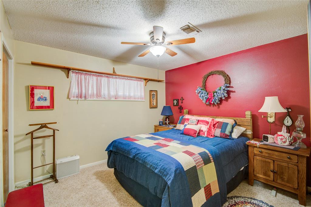 95 Robinhood Lane, Jones Creek, Texas image 18