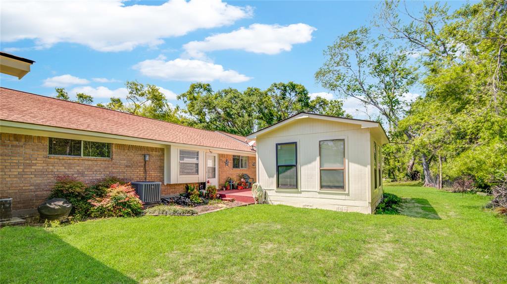 95 Robinhood Lane, Jones Creek, Texas image 39