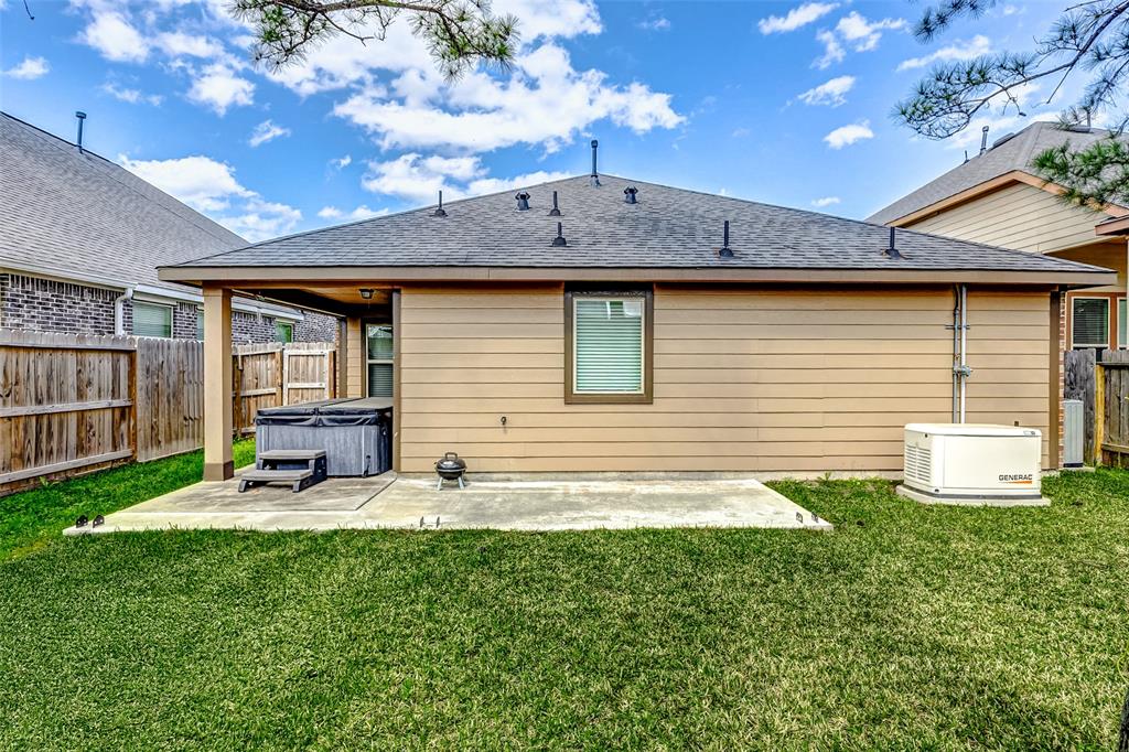 8510 Lighthouse Lake Lane, Humble, Texas image 47