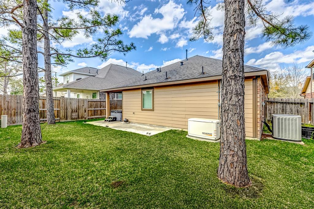 8510 Lighthouse Lake Lane, Humble, Texas image 48