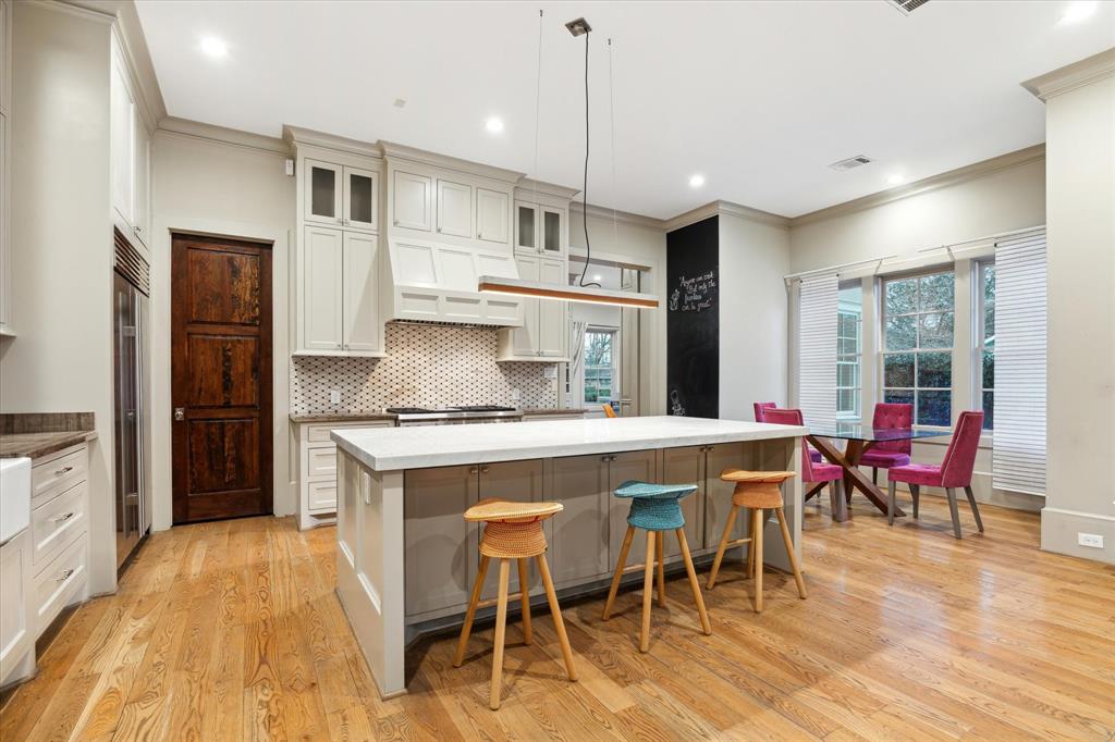 420 Aurora Street, Houston, Texas image 17