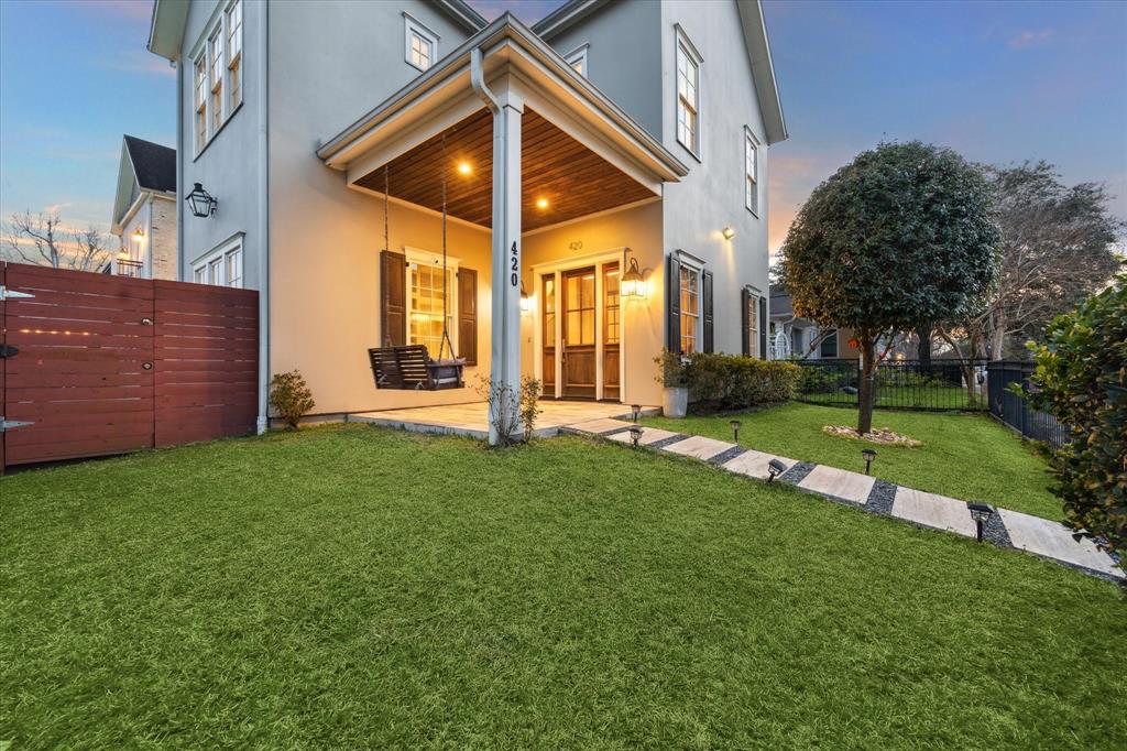 420 Aurora Street, Houston, Texas image 4