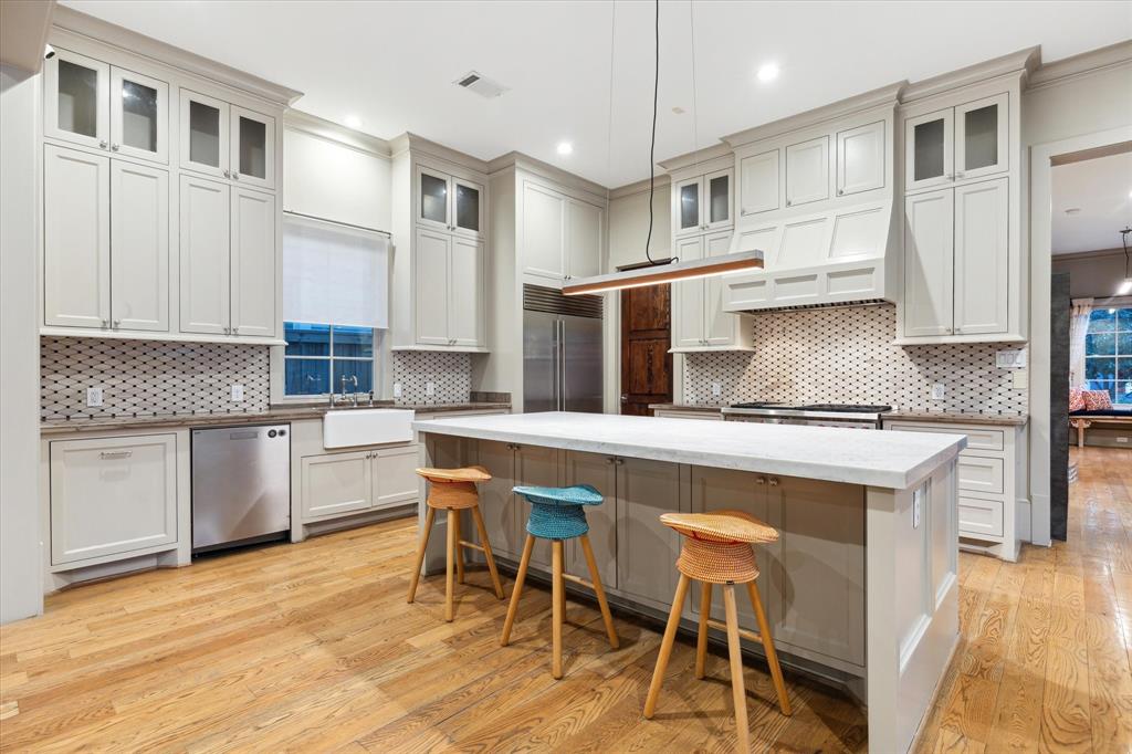 420 Aurora Street, Houston, Texas image 16