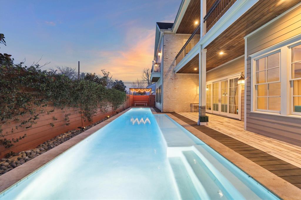 420 Aurora Street, Houston, Texas image 2