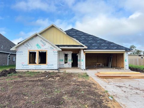 A home in Clute