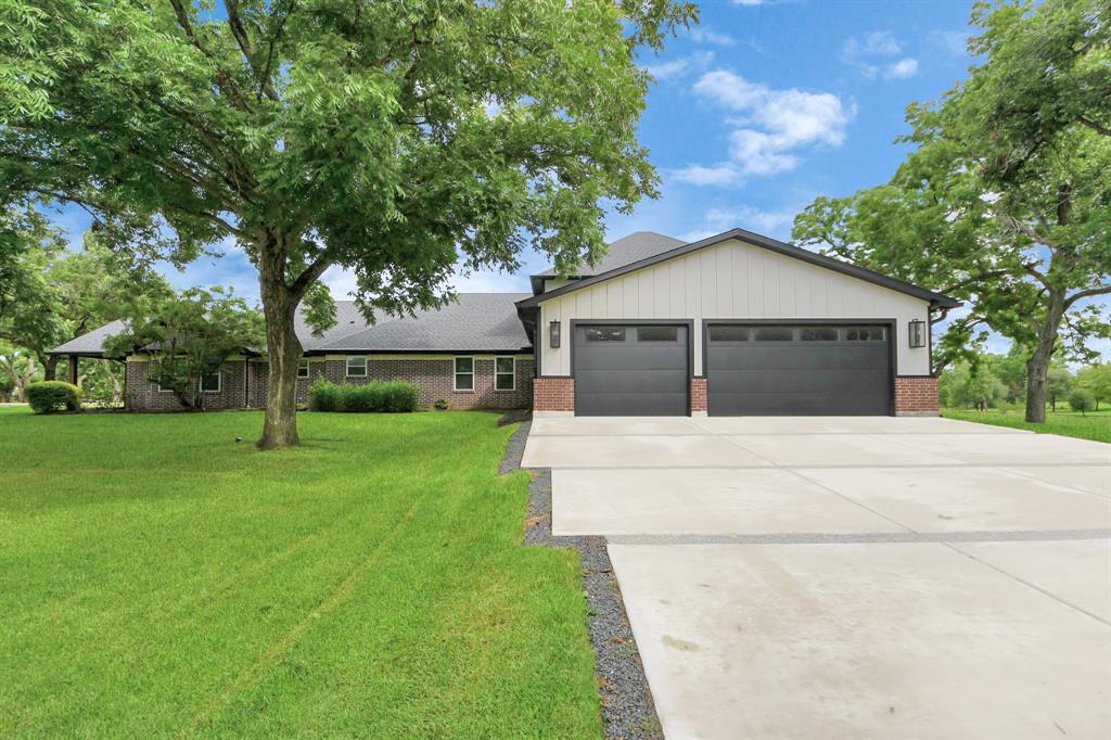 7519 Foster Creek Drive