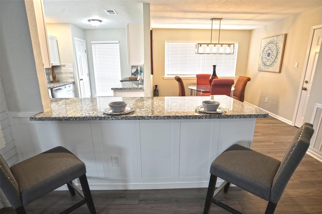 2796 Forest Point Drive, League City, Texas image 10