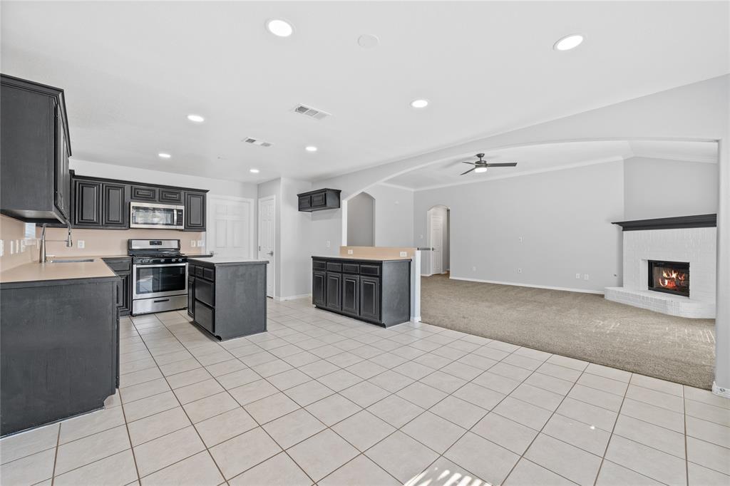 8122 Sports Haven Drive, Humble, Texas image 8