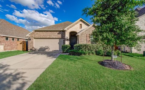 Single Family Residence in Texas City TX 12421 Berberry Drive.jpg
