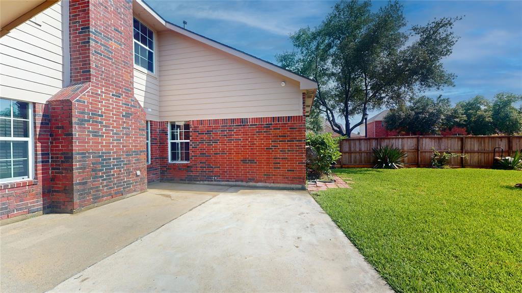 11303 Blossom Lake Court, Cypress, Texas image 43
