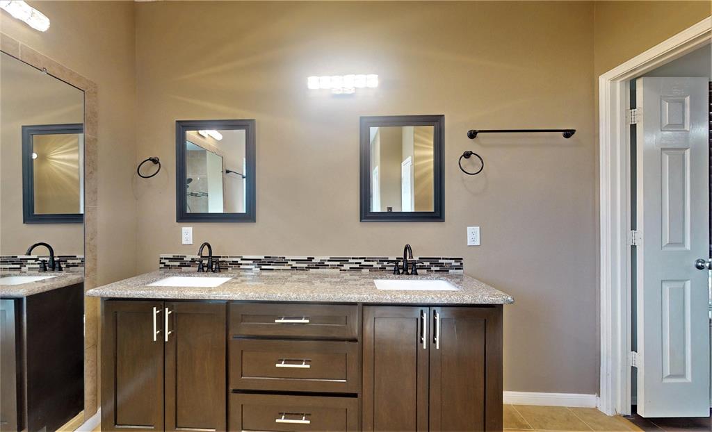 11303 Blossom Lake Court, Cypress, Texas image 25
